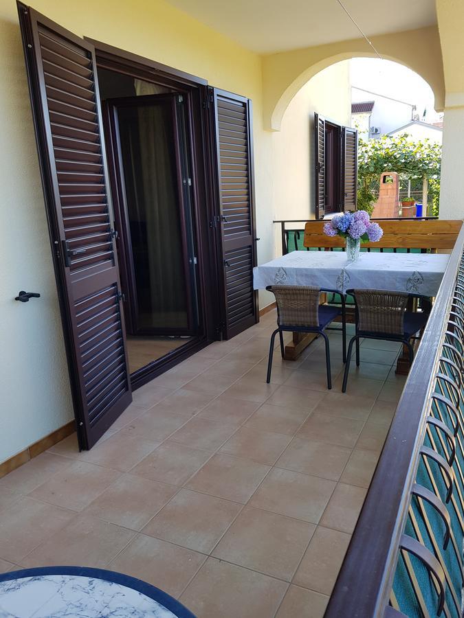 Apartment Monfiorenzo 11 Rovigno Esterno foto